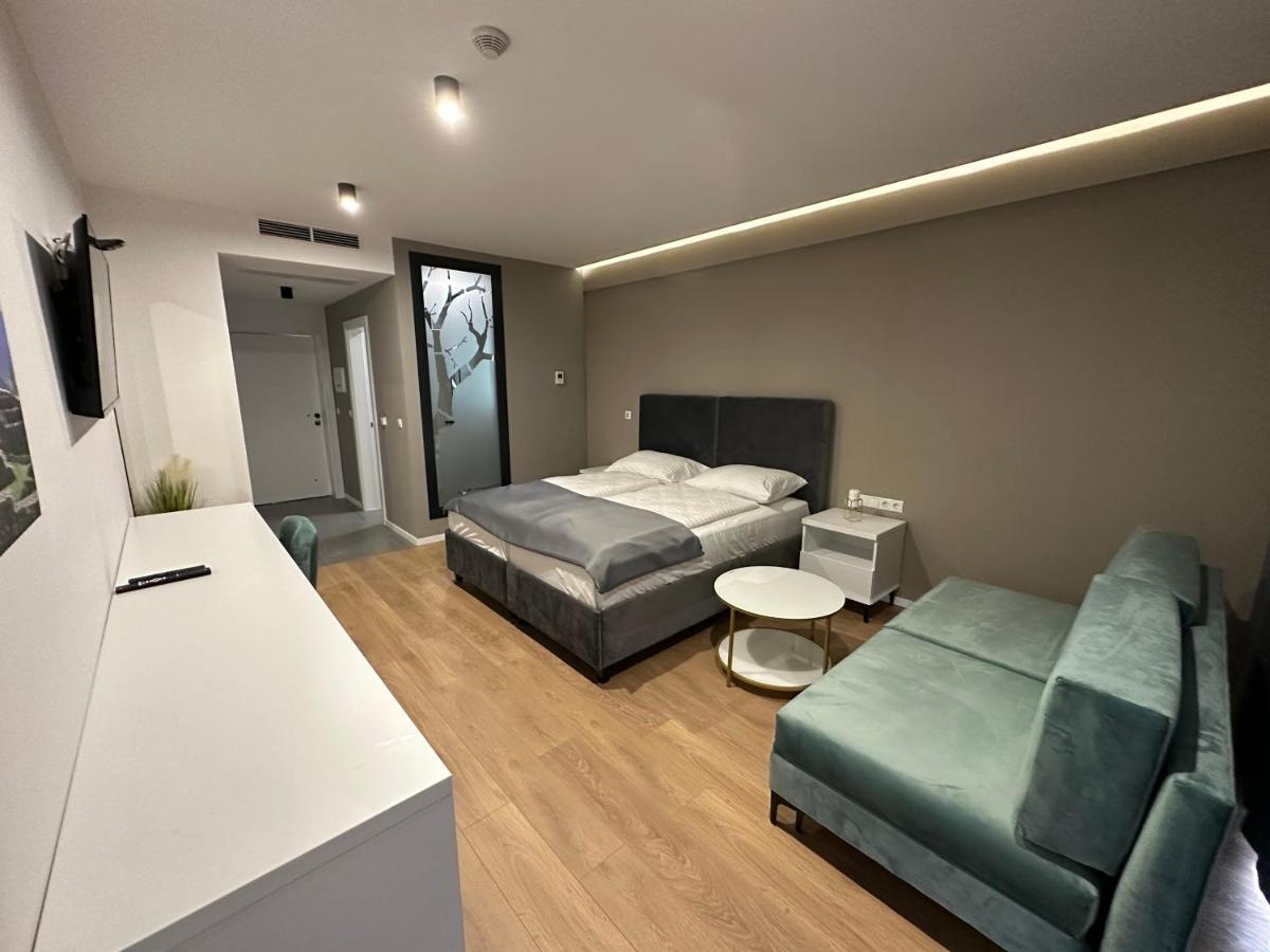 Hotel Gold Jet Bihac Luaran gambar