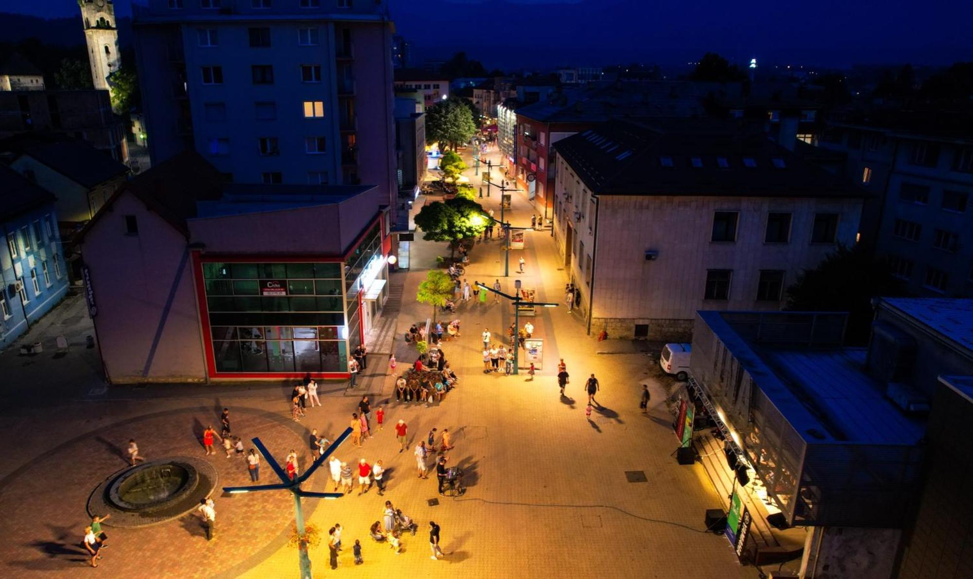 Hotel Gold Jet Bihac Luaran gambar