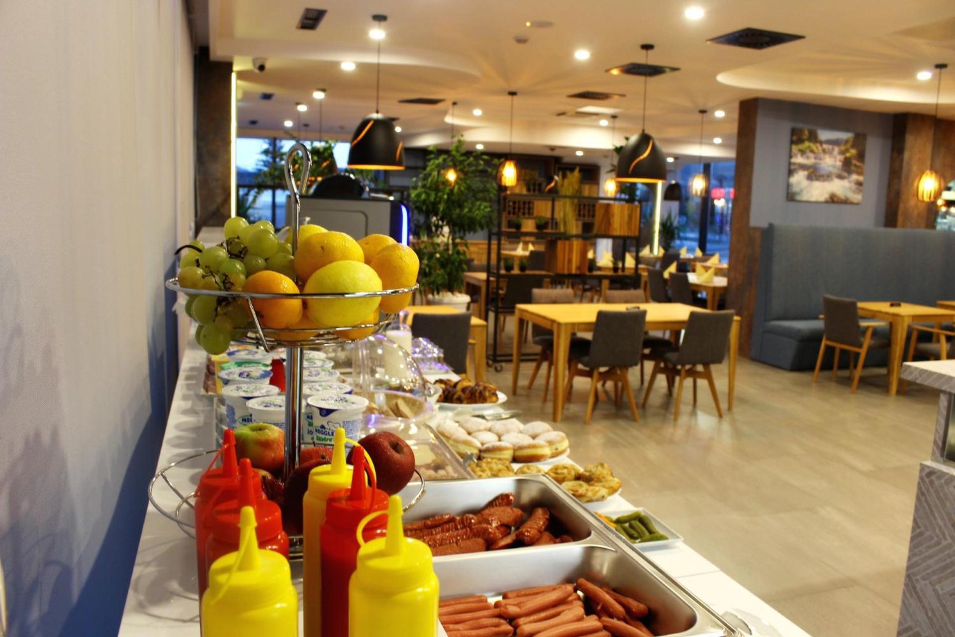 Hotel Gold Jet Bihac Luaran gambar