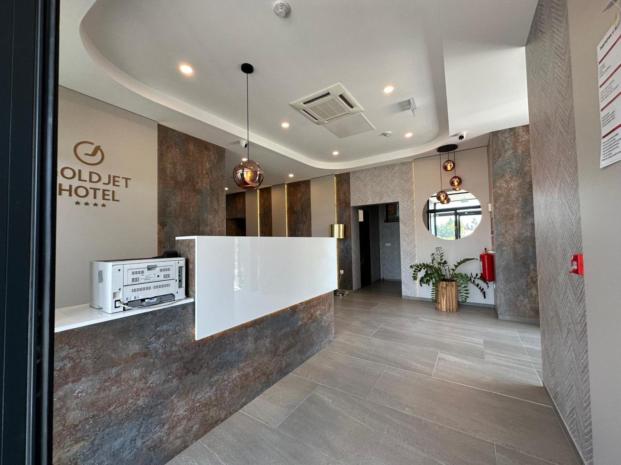 Hotel Gold Jet Bihac Luaran gambar