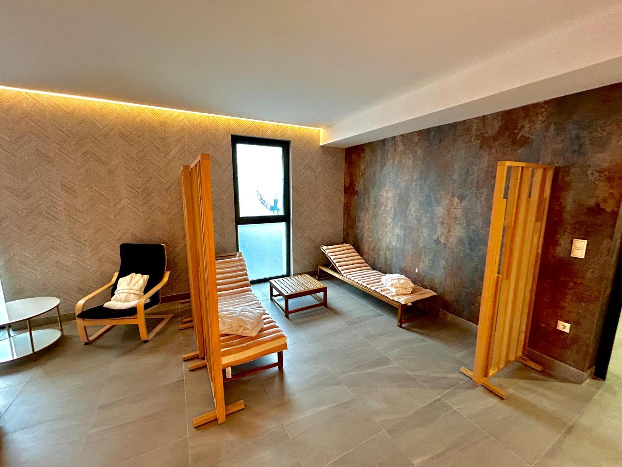Hotel Gold Jet Bihac Luaran gambar